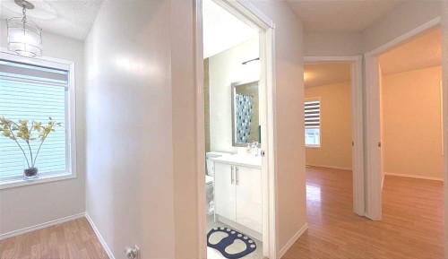 86 Harvest Rose Circle Ne, Calgary, AB - Indoor