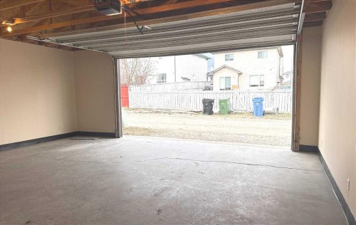 86 Harvest Rose Circle Ne, Calgary, AB - Indoor