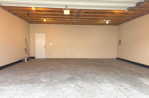 86 Harvest Rose Circle Ne, Calgary, AB - Indoor