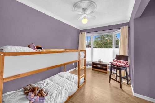 9428 Abbott Place Se, Calgary, AB - Indoor Photo Showing Other Room