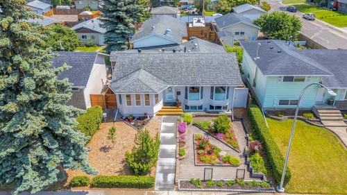 9428 Abbott Place Se, Calgary, AB - Outdoor