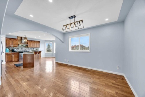 166 Tuscarora Close Nw, Calgary, AB - Indoor Photo Showing Kitchen