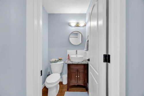 166 Tuscarora Close Nw, Calgary, AB - Indoor Photo Showing Bathroom