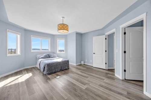 166 Tuscarora Close Nw, Calgary, AB - Indoor Photo Showing Bedroom