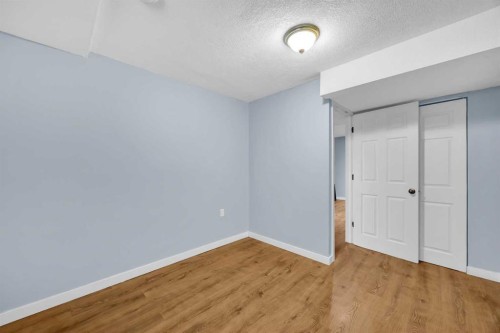 166 Tuscarora Close Nw, Calgary, AB - Indoor Photo Showing Other Room