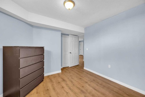 166 Tuscarora Close Nw, Calgary, AB - Indoor Photo Showing Other Room