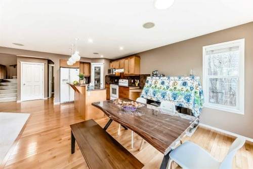 250 Royal Birch Way Nw, Calgary, AB - Indoor