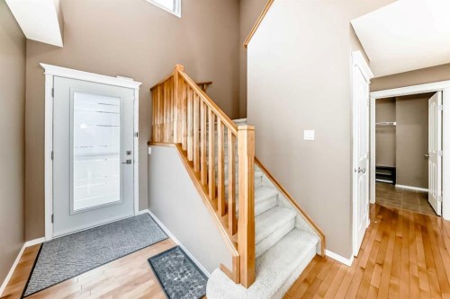 250 Royal Birch Way Nw, Calgary, AB - Indoor Photo Showing Other Room