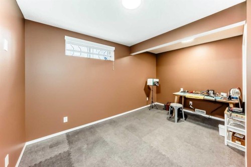 250 Royal Birch Way Nw, Calgary, AB - Indoor Photo Showing Other Room