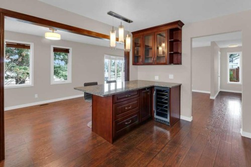 79 Scenic Way Nw, Calgary, AB - Indoor Photo Showing Other Room