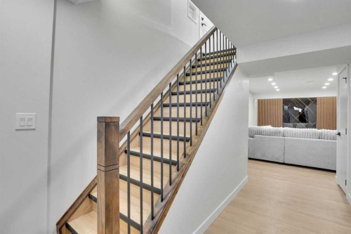 12112 Canfield Road Sw, Calgary, AB - Indoor Photo Showing Other Room