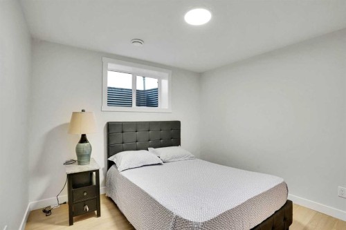 12112 Canfield Road Sw, Calgary, AB - Indoor Photo Showing Bedroom