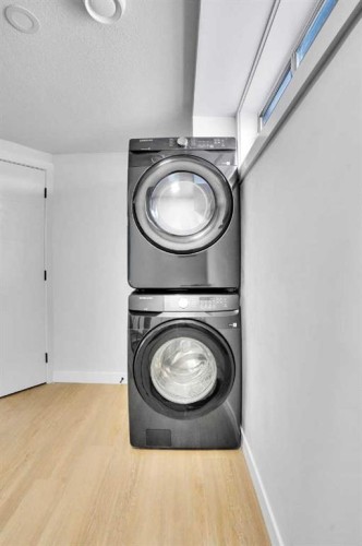 12112 Canfield Road Sw, Calgary, AB - Indoor Photo Showing Laundry Room