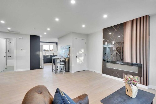 12112 Canfield Road Sw, Calgary, AB - Indoor