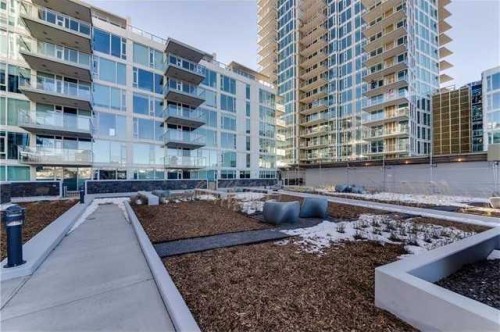 407-560 6 Avenue Se, Calgary, AB - Outdoor With Facade