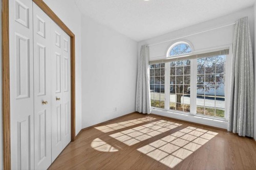 35 Douglasview Park Se, Calgary, AB - Indoor Photo Showing Other Room