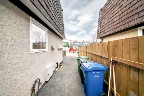 7634 24A Street Se, Calgary, AB - Outdoor With Exterior
