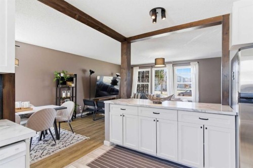 14767 Deer Ridge Drive Se, Calgary, AB - Indoor