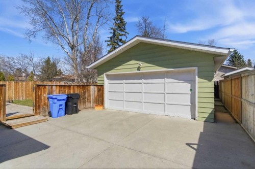14767 Deer Ridge Drive Se, Calgary, AB - Outdoor