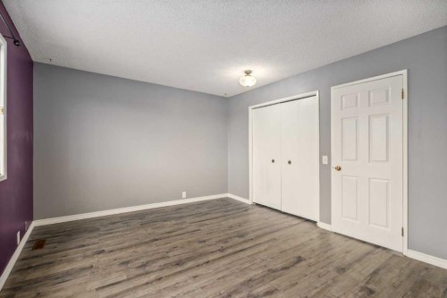 19 Bernard Drive Nw, Calgary, AB - Indoor Photo Showing Other Room