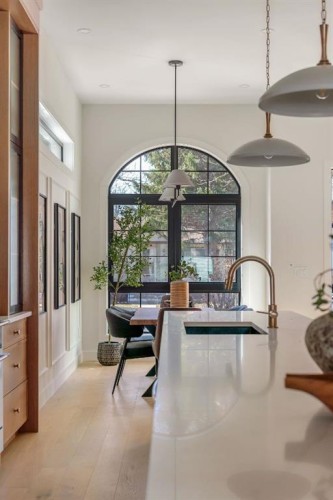 512 29 Avenue Nw, Calgary, AB - Indoor