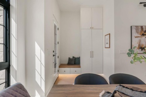 512 29 Avenue Nw, Calgary, AB - Indoor Photo Showing Office