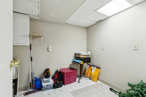 156 Falshire Close Ne, Calgary, AB - Indoor