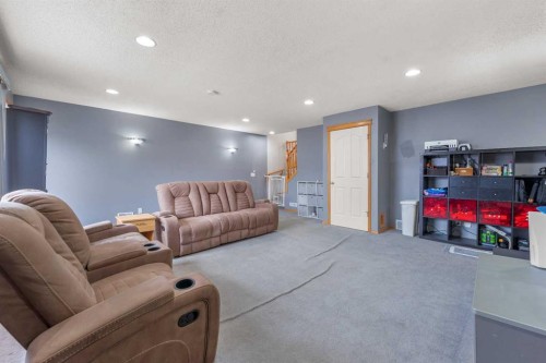 46 Cranberry Green Se, Calgary, AB - Indoor