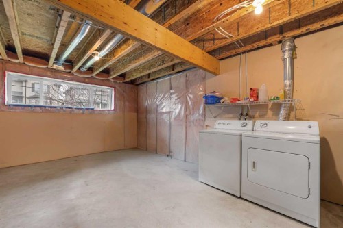 46 Cranberry Green Se, Calgary, AB - Indoor Photo Showing Laundry Room