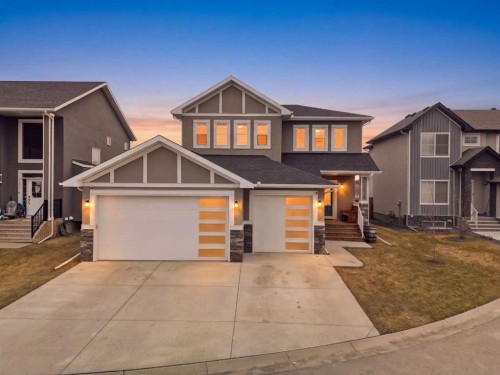 1334 Lackner Boulevard  Carstairs, AB T0M 0N0