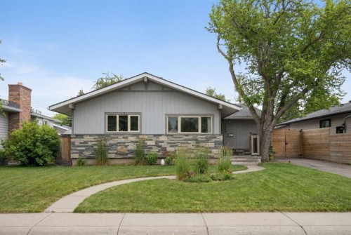 9828 Avalon Road Se, Calgary, AB - Outdoor