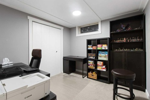 9828 Avalon Road Se, Calgary, AB - Indoor Photo Showing Office