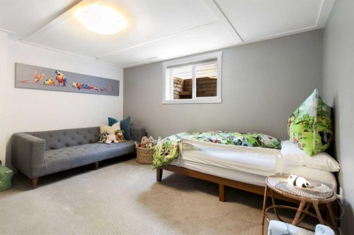 9828 Avalon Road Se, Calgary, AB - Indoor