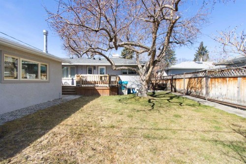 9828 Avalon Road Se, Calgary, AB - Outdoor