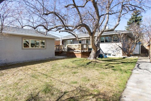 9828 Avalon Road Se, Calgary, AB - Outdoor