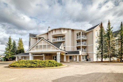223-305 1 Avenue NW Airdrie, AB T4B 2M5