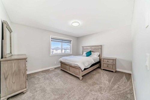 95 Cornerbrook Common Ne, Calgary, AB - Indoor Photo Showing Bedroom