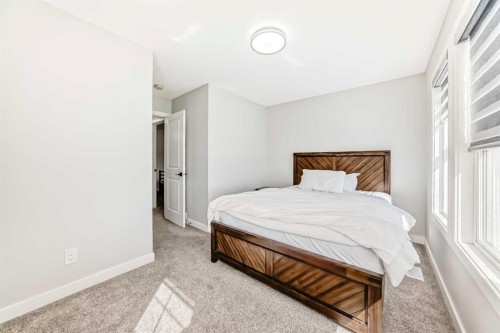 95 Cornerbrook Common Ne, Calgary, AB - Indoor Photo Showing Bedroom
