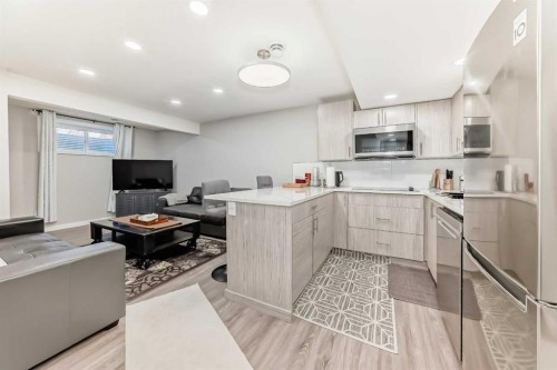 95 Cornerbrook Common Ne, Calgary, AB - Indoor Photo Showing Kitchen With Upgraded Kitchen