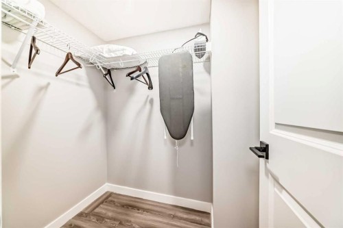 95 Cornerbrook Common Ne, Calgary, AB - Indoor Photo Showing Other Room