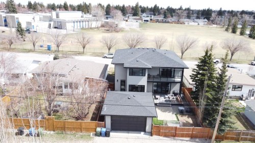 5927 34 Street Sw, Calgary, AB - Outdoor