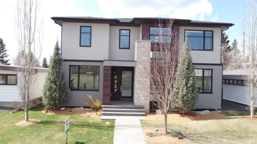 5927 34 Street Sw, Calgary, AB - Outdoor With Facade