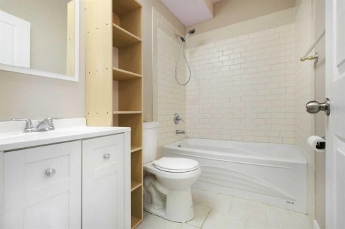 91 Panamount Common Nw, Calgary, AB - Indoor Photo Showing Bathroom