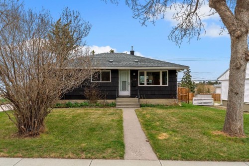 254 Hendon Drive Nw, Calgary, AB - Outdoor