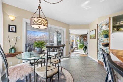 223 45 Street Sw, Calgary, AB - Indoor Photo Showing Dining Room