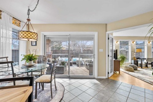223 45 Street Sw, Calgary, AB - Indoor Photo Showing Dining Room