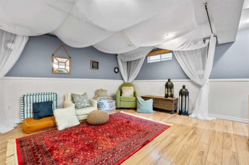 223 45 Street Sw, Calgary, AB - Indoor