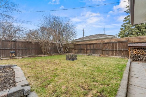 223 45 Street Sw, Calgary, AB - Outdoor