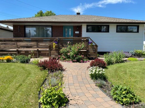 223 45 Street Sw, Calgary, AB - Outdoor With Deck Patio Veranda
