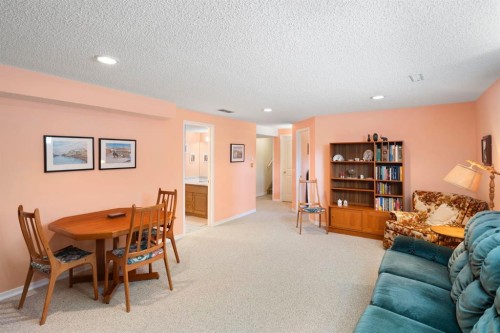 118 Shawnee Place Sw, Calgary, AB - Indoor Photo Showing Other Room